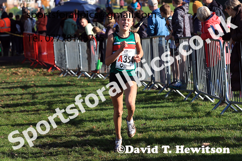 Girls under-15s, 2024 Northern Cross Country Relays, Graves Park, Sheffield.   Photo: David T. Hewitson/Sports for All Pics